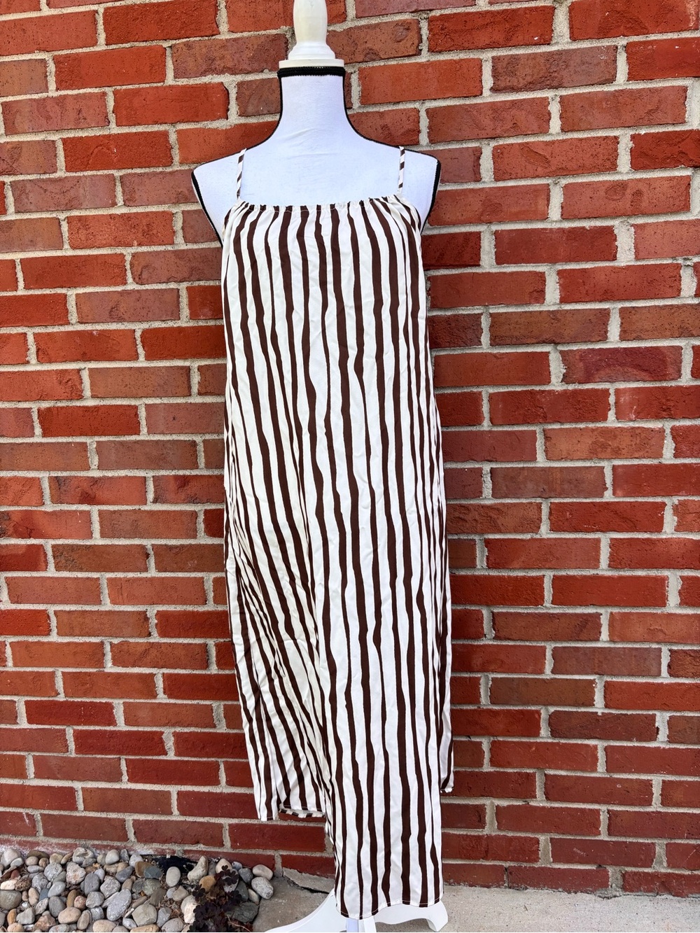 Dazy Vertical Striped Spaghetti Strap Brown & White Maxi Dress Womens Medium